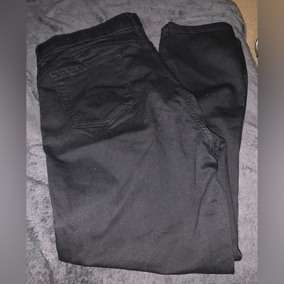 Ladies 18 DKNY Jeans 2 Pair - Picture 4 of 5